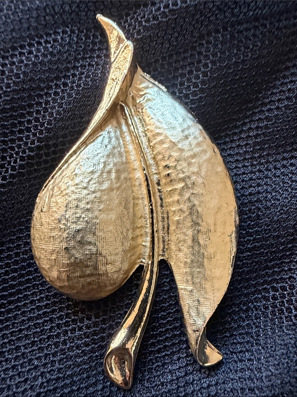 Vintage Mid Century Modern Gold Tone Botanical Satin Finish Brooch.